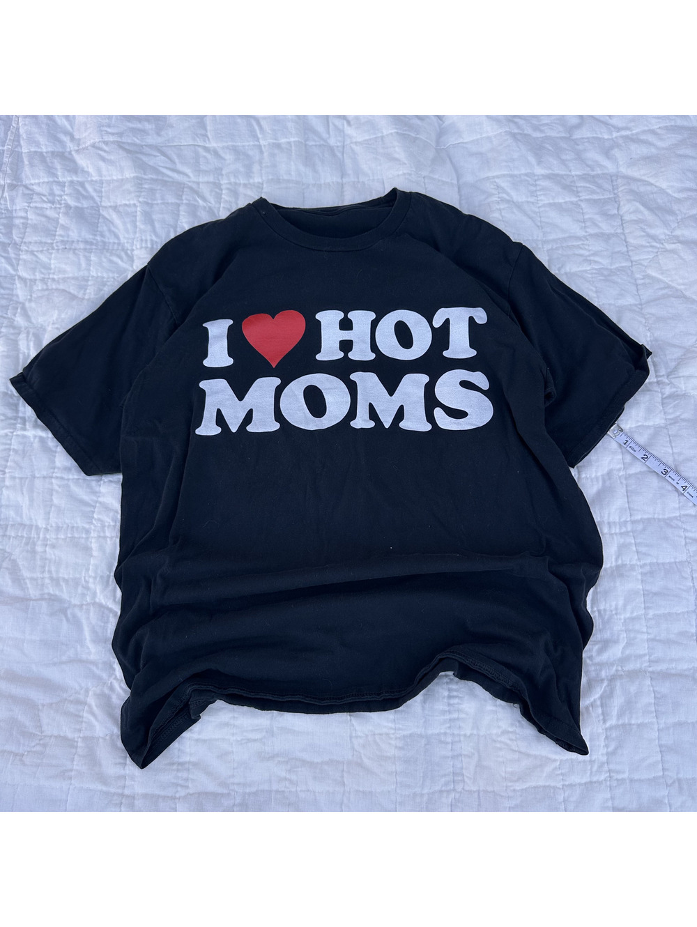 I Love Hot Moms Tee Shirt